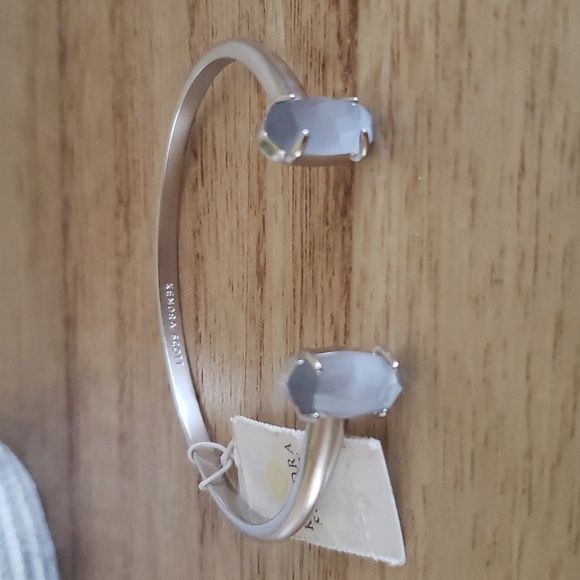 KENDRA SCOTT NWT Edie Cuff Bangle O/S - Picture 5 of 8